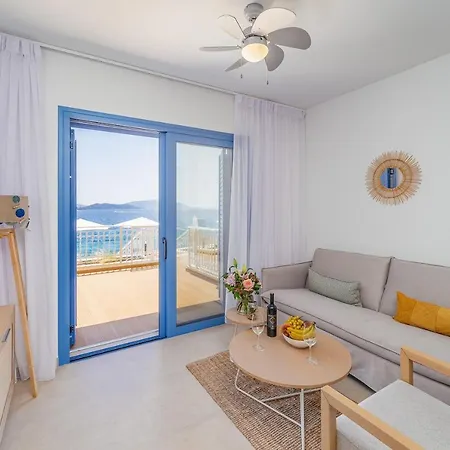 Greek House Complex B2 Нидри