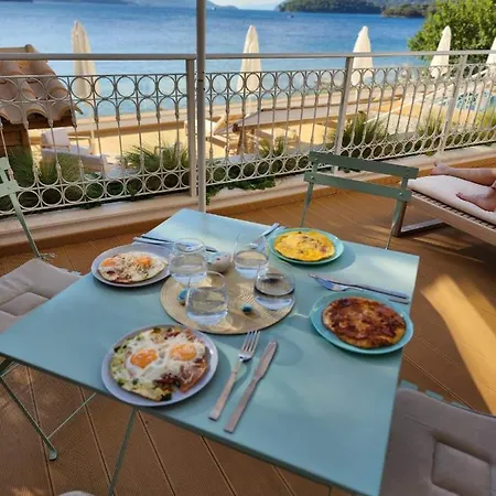 Greek House Complex B2 * Нидри