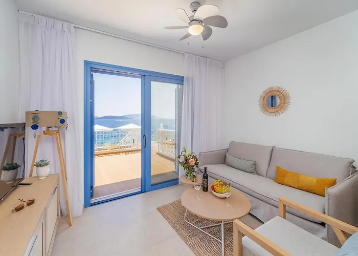 Greek House Complex B2 니드리